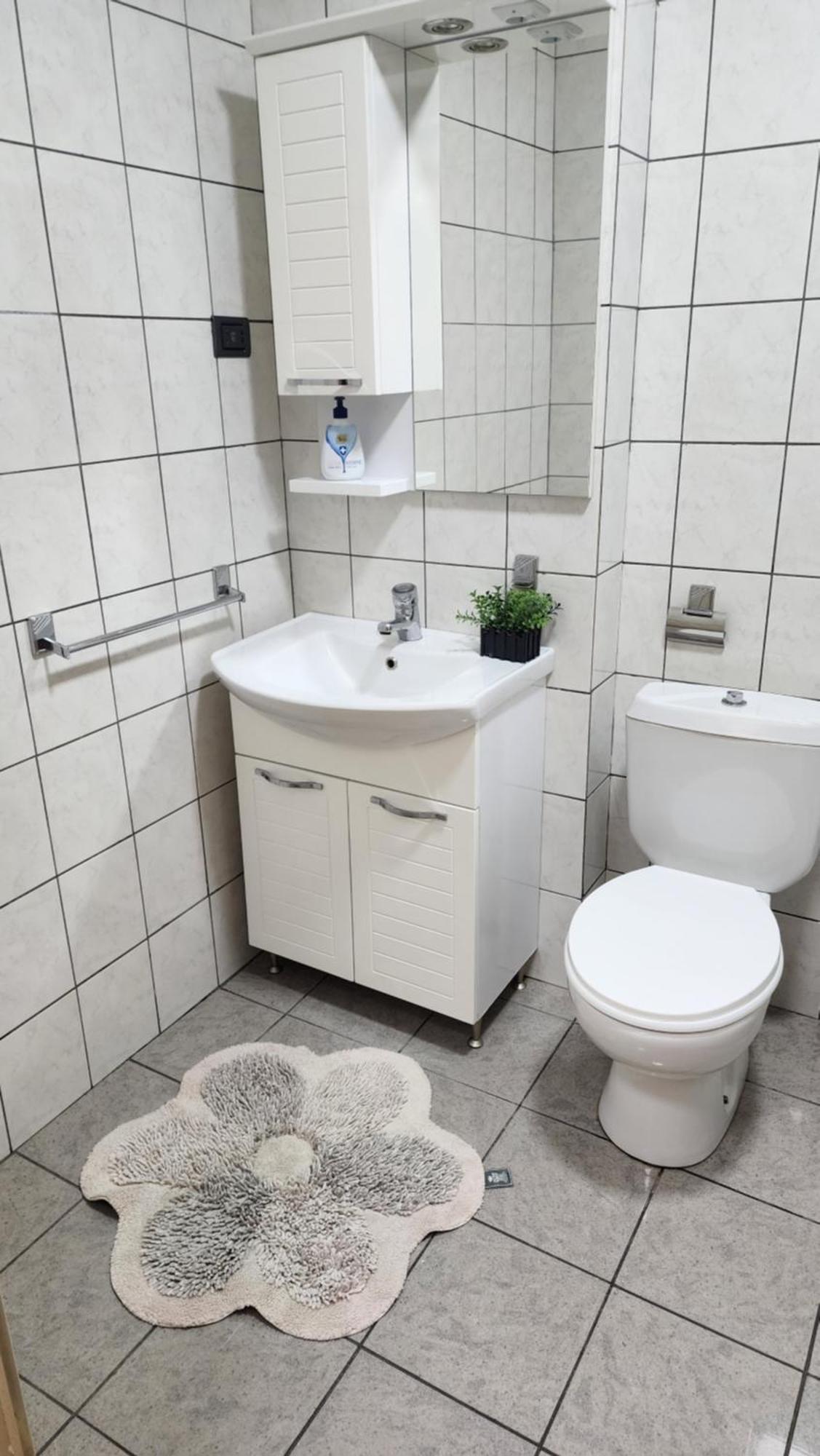 New Apartment 8, Self Check-In, Free Parking سكوبجي المظهر الخارجي الصورة