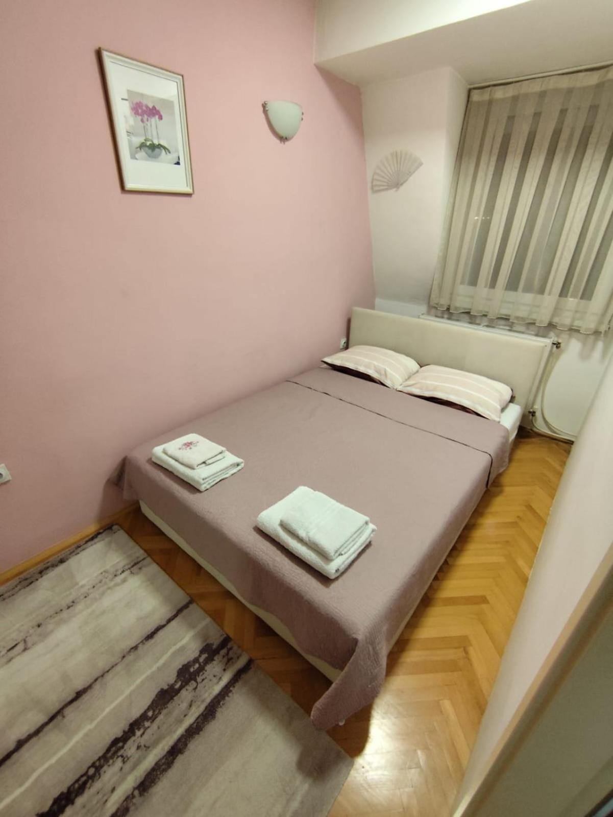 New Apartment 8, Self Check-In, Free Parking سكوبجي المظهر الخارجي الصورة