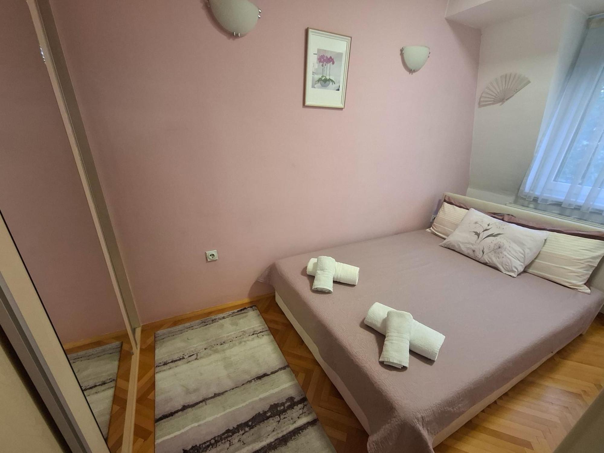 New Apartment 8, Self Check-In, Free Parking سكوبجي المظهر الخارجي الصورة
